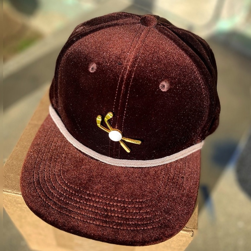 Snapback hat